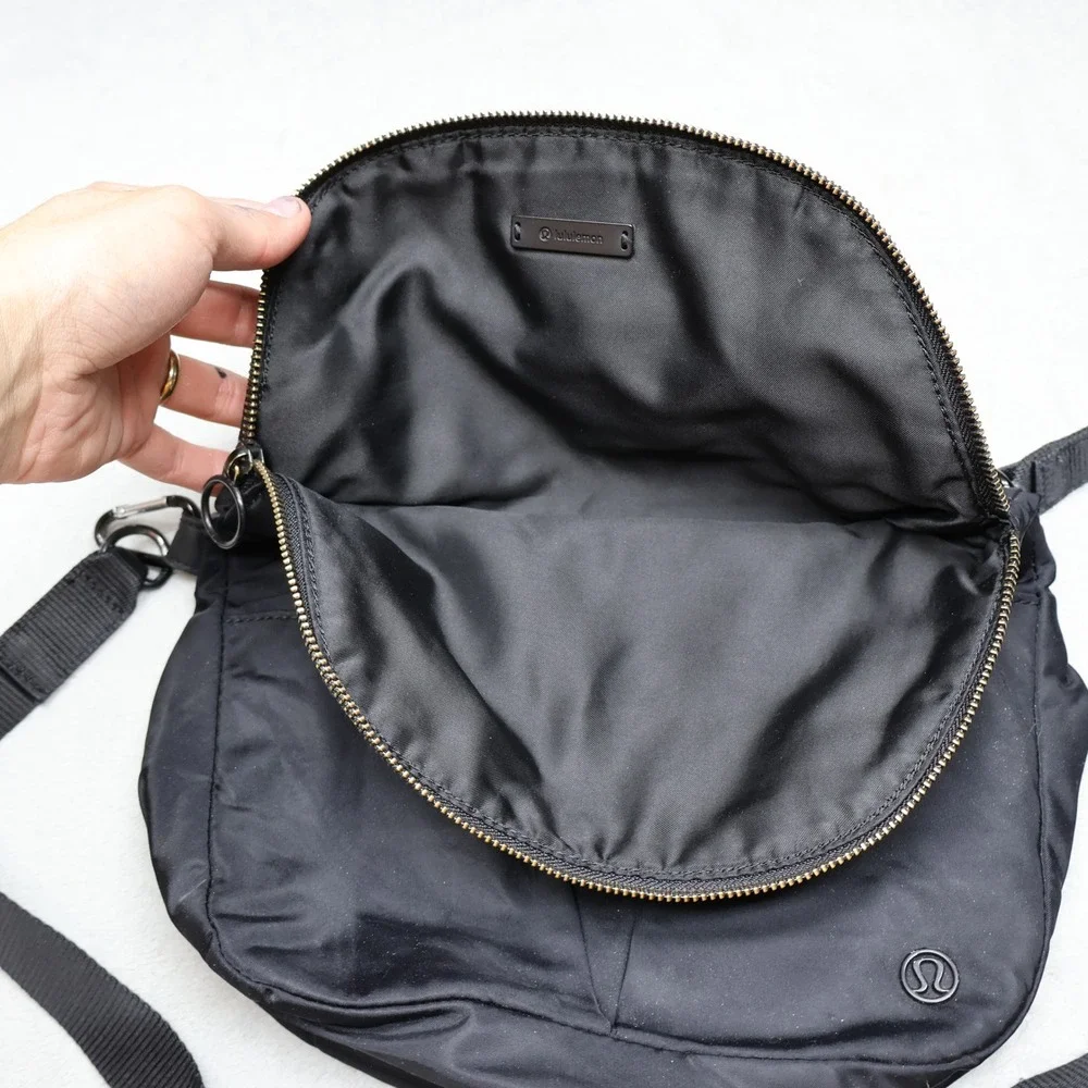 Lululemon Bag Womens OS Black All Night Festival Water Repellant Sling Crossbody